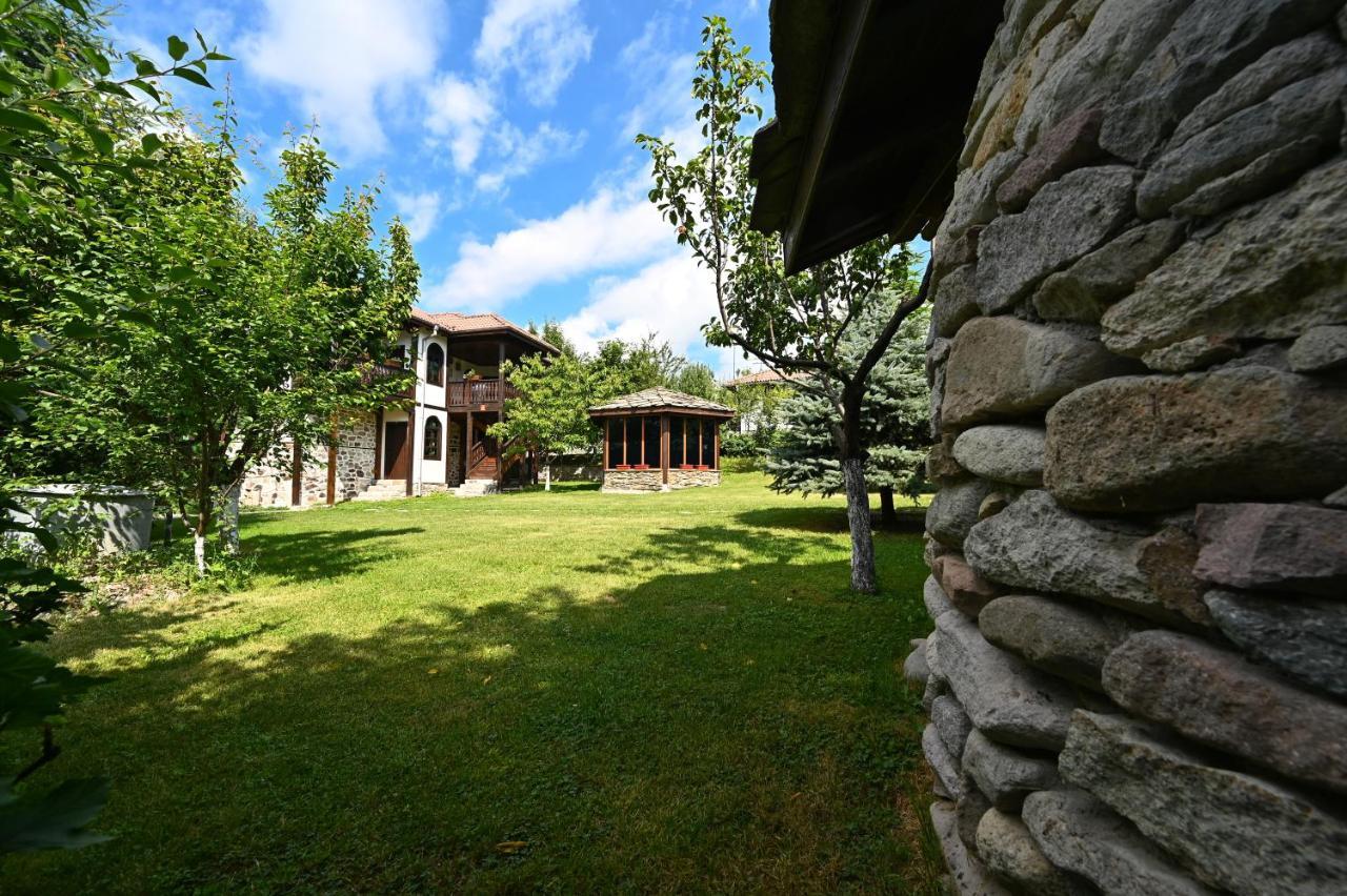 Rhodopes Legends Hotel Vrata Exterior foto